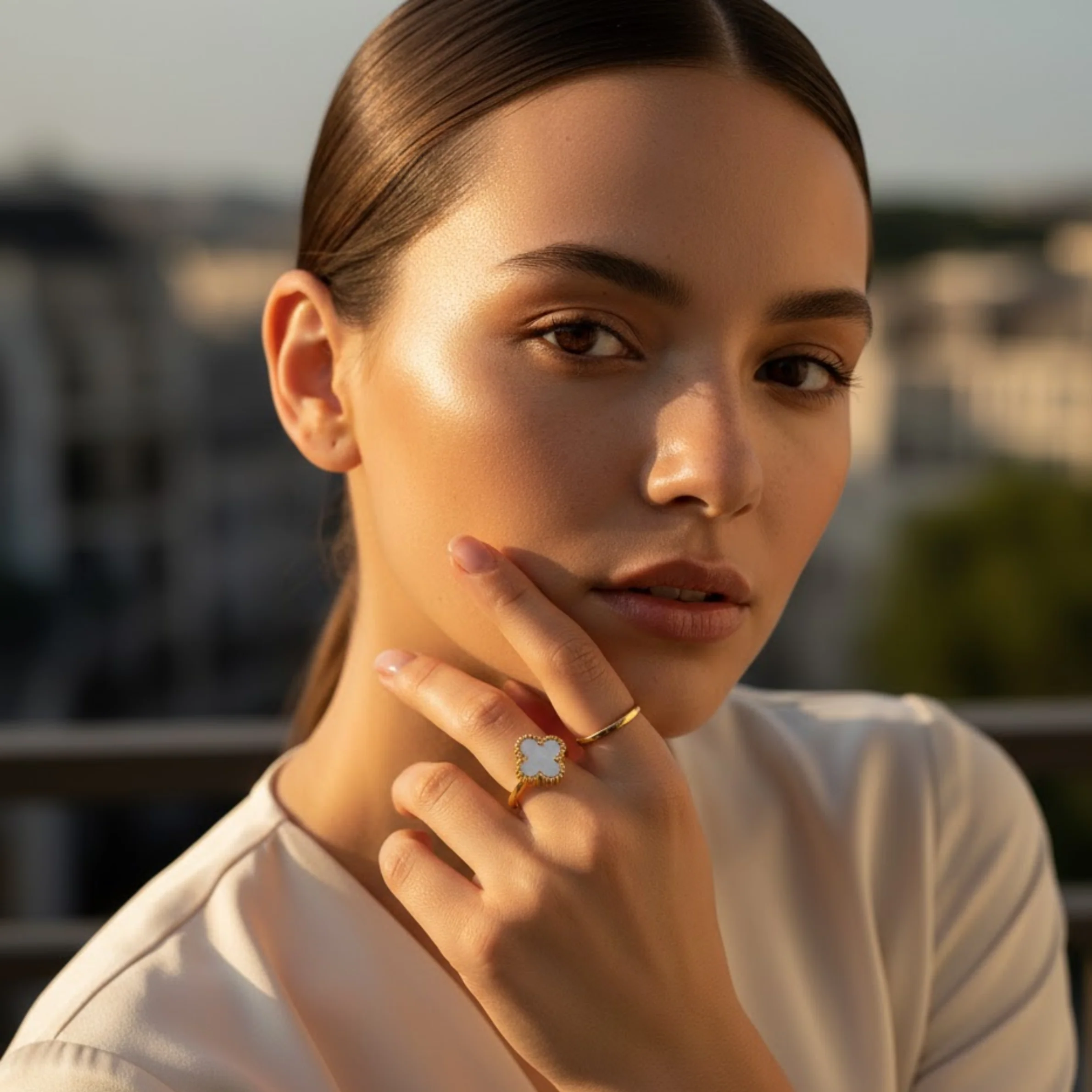 White Clover Anti Tarnish Ring - Image 4